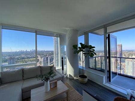 Amazing Brentwood - Panoramic View Fully Furnished 2Bed2Bath1Den Apt