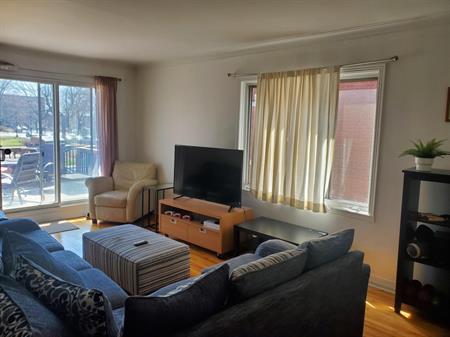 Appartement 6 1/2 à Louer Metro Joliette