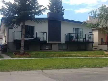 Fantastic location - Tuxedo! (13th month FREE) | B - 133 22 Avenue Northeast, Calgary