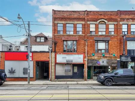 1046 Lofts | 1046 Bathurst Street, Toronto