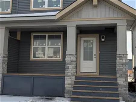 Pet friendly, Brand new, 3bed 2.5 bath, 2 car garage in SW Calgary | 21447 Sheriff King Street Southwest, Calgary