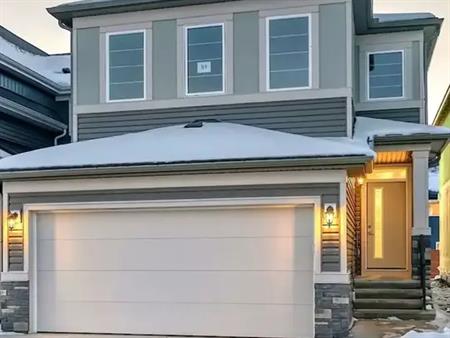 Luxary Modern 3 Bdr House In Seton community | Calgary