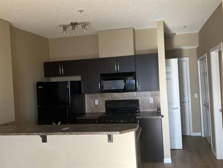 Cozy super convenient heated garage Condo | 1727 54 St SE, Calgary