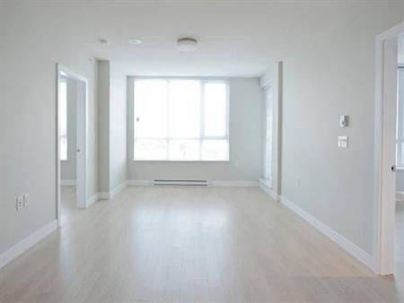 Comfortable Two Bed/1Bath W/City Views, EV Chargers, Close to Transit