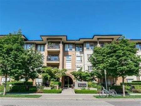 UBC spacious SE facing top floor 2b2b $3490