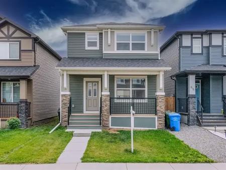 Looking for long term rental 3 bedroom with bonus room , no smoking | 73 Legacy Glen Place Southeast, Calgary