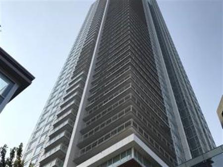 $2,650 /1br - Station Square (Metrotown)-unfurnished