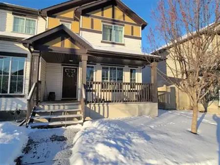 Perfect cozy 3 bedroom home for your family! | 1036 Watt Promenade Southwest, Edmonton