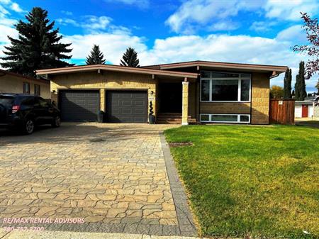 9312 151 Avenue Northwest | 9312 151 Avenue Northwest, Edmonton