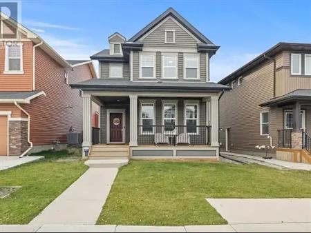 3 Bedroom House on Rent Close to Schools and Various Shopping Malls. | 374 Evanston Way Northwest, Calgary