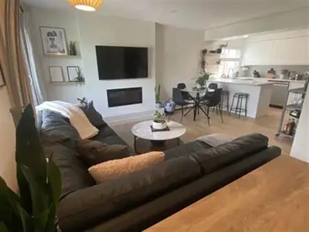 Renovated 2 Bed + Den 2 Bath Condo in South Calgary | 3 - 1622 28 Avenue Southwest, Calgary