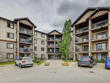 2 Beds + DEN + 2 FULL BATHS+UNDERGROUND Parking+Utilities Panarama Hills | 60 Panatella St NW, Calgary