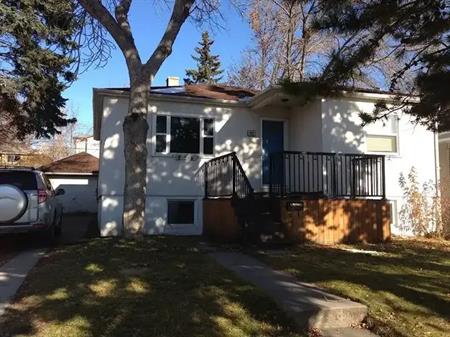 Renovated good location upgraded and Legal 2nd Suitei -in Tuxedo | 122 30 ave nw, Calgary