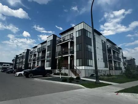 Element Townhomes in Prairie Pointe | 20 Ken Oblik Drive, Winnipeg