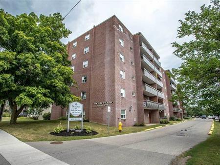 Parkview Heights | 67 North Park St., Brantford