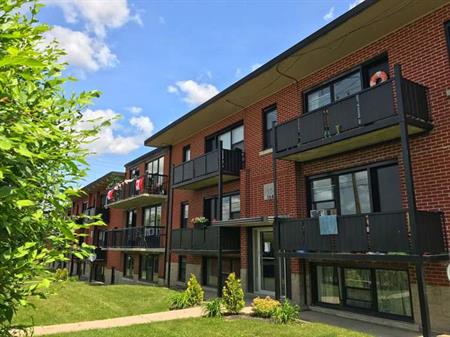 Highmont Apartments | 164 Belmont Avenue West, Kitchener