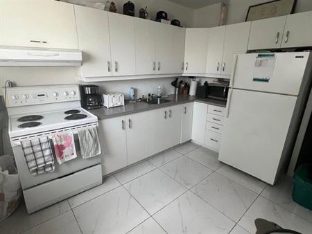 Grand Logement 1 Chambre - Gatineau