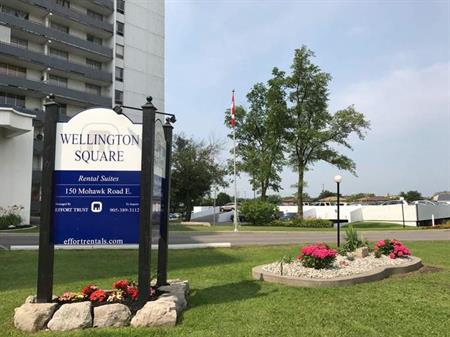 Wellington Square Apartments | 150 Mohawk Rd. E., Hamilton