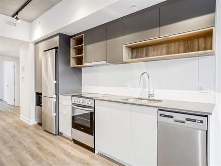 1 CH - 1 SDB - Montréal - $1,990 /mo