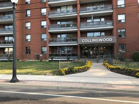 Collingwood Manor | 28 King St. W., Stoney Creek