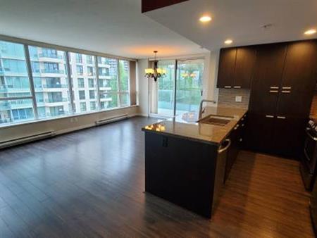 2 Bed + 2 Bath – Affinity By Bosa – Great Location – Great View