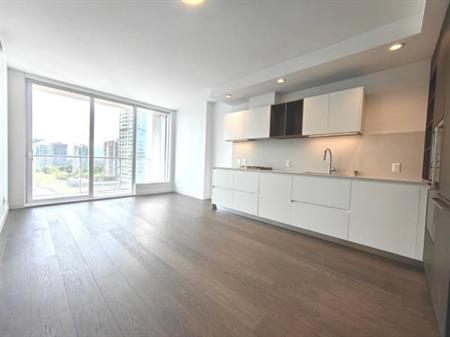 2 Bedroom Condo for Rent – Metrotown Station Square