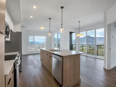 Liberty Pointe | 865 University Drive, Kamloops