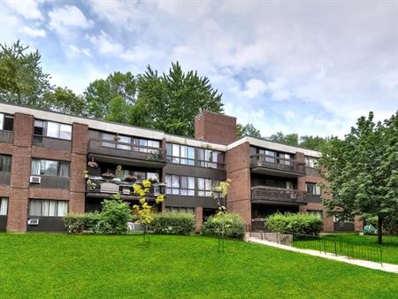 PH 2 - 3 Elevator | 300 rue Elgar, Verdun