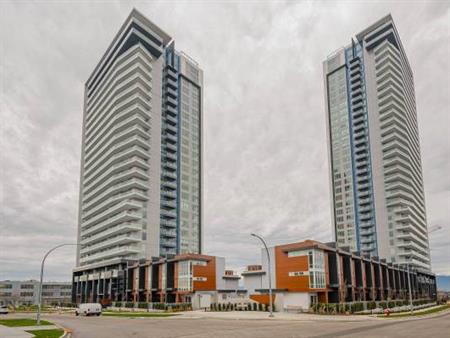 Brand New Modern High-Rise Living with Panoramic Views and Exceptional