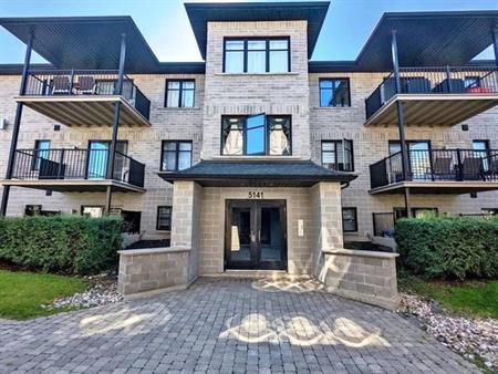 BEAUTIFUL 2 BEDROOM CONDO IN LAVAL