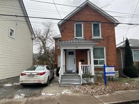 34 Main Street Unit 2, 2 bed, 1 bath | 34 Main Street, Kingston