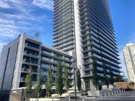 LOUGHEED 1BR APT