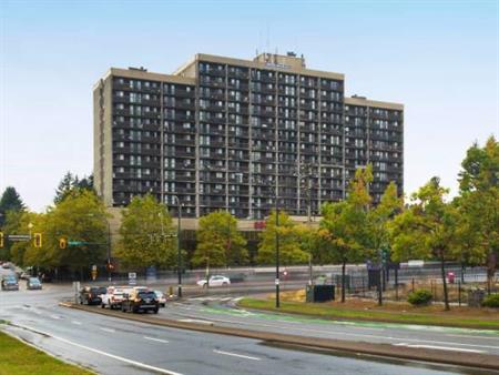 Underground Parking, Fitness Facility, Social Room