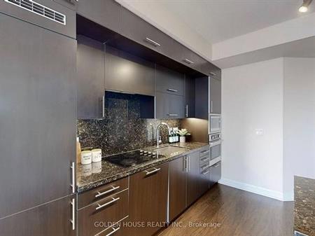 Yonge/Sheppard Luxury 2Bdrm 2Bathrm Lrg Balcony 1Parking 1Locker