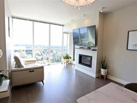 2 Bed 2 Bath Condo with Stunning View Abbotsford