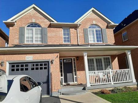 Detached Home for Rent in Alton Village (Burlington North)