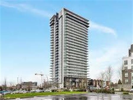 Langley BRAND NEW condo 2 bed+flex room+2 bath 15th floor w/view