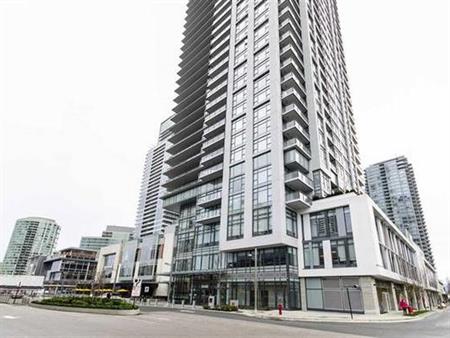 One bedroom with one bathroom apartment at Metrotown for rent