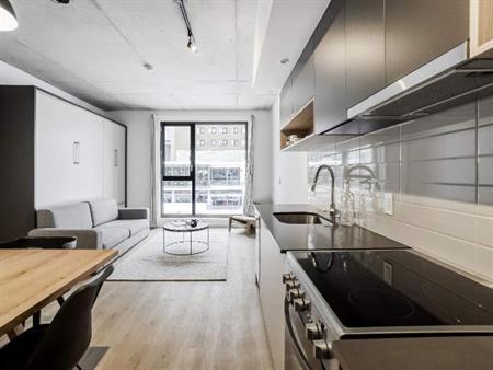 Studio - Montréal - $1,715 /mo