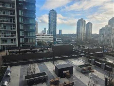 Junior 2 Bedroom+2Bathroom+Suite. Brand New. Great View. Must see!!