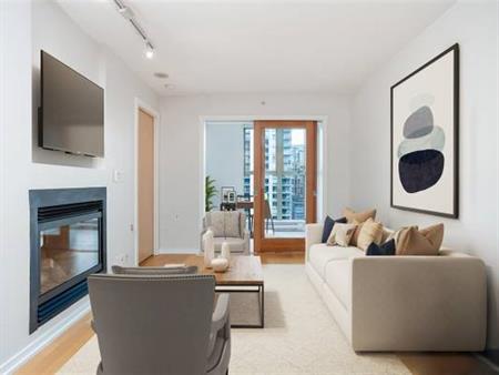 Furnished 1Bed 1bath condo in Yaletown