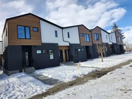 RK22 - Brand New Townhouses Close to 17 Ave and Downtown | 2015 22 Street Southwest, Calgary