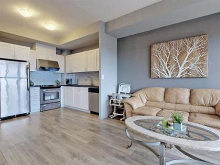 1+Den 2 Bath Markham Condo Incl Parking+Util - McCowan+Bur Oak