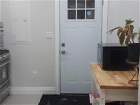 One Bedroom Apartment in Yonge-Eglinton Available for Rent Immediately