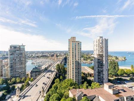 RESIDE - PET FRIENDLY 2 BEDS + 2 BATHS + DEN + 1 PARKING IN VANCOUVER