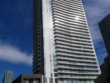 Toronot Fully furnished 1+1 Bed Condo for rent