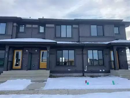 Newly built 2024 Townhouse in Keswick | 1245 Keswick Drive Southwest, Edmonton