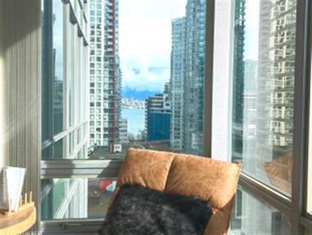 Coal Harbour Furnished 2b+2b Monthly Rent