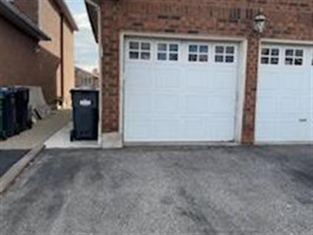 walk out basement in heart of Mississauga