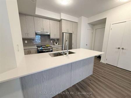 JANE ST/HWY 7 Brand New 3Bdrm Twnhouse Open Concept Kitchen